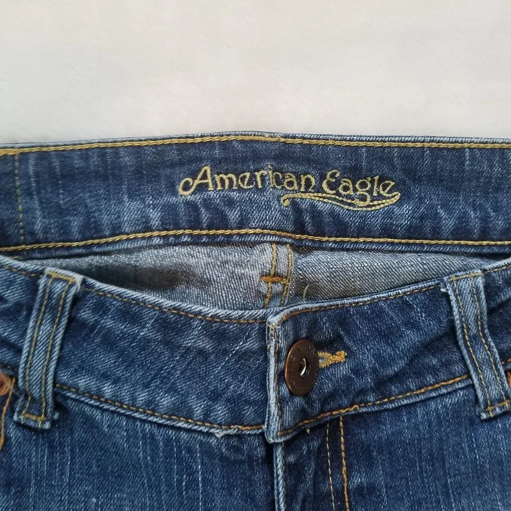 American Eagle Straight denim jeans sz 6 reg - Picture 4 of 6